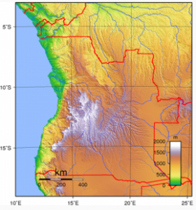 Relevo de Angola. Por Sadalmelik - Obra do próprio, Domínio público, https://commons.wikimedia.org/w/index.php?curid=2276307